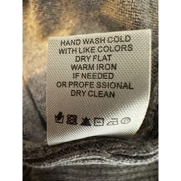 Subtle Luxury Believe XS/S Tencel Longsleeve Ribbed Side Slit Comfortable Crew - Picture 11 of 12